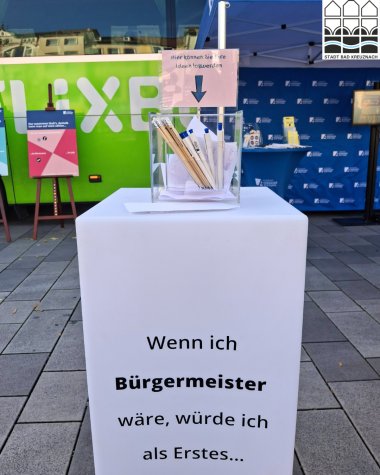 Blaue Boxen (4:5) - 32 Blaue Boxen (4:5) - 32