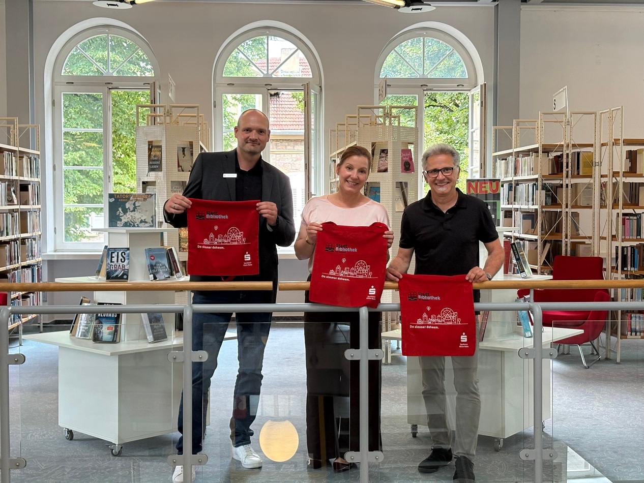 Foto Taschenübergabe